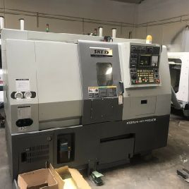Hyundai Kia # SKT15, torno CNC, Fanuc 0iT, giro de 21.7 ", 1.75 bar, mandril de 3 mordazas 6, v / horas bajas, '07