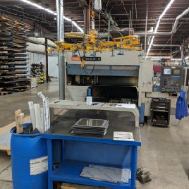 Mazak # SPACE-GEAR-48, cortadora láser de CO2 de 2000 vatios, mesa de 4 'x 8', 2000