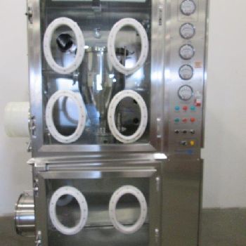 Howorth, discharge Isolator,Stainless Steel,single side w/4-glove top sect,2-glove bottom sect,30-60-120 KG Mettler scale,2006,#46001
