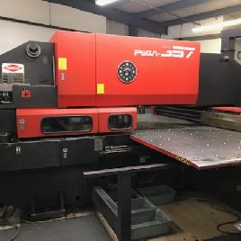 33 тонны, Amada # PEGA-357, 58 станций, 50 "x 70 листов, пуансон с ЧПУ, 30 об / мин, 04PC, 1993