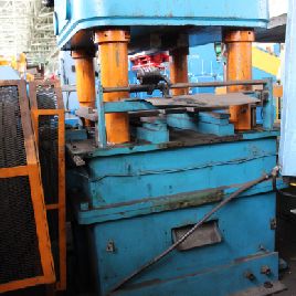 100 Ton,B &amp; K4-post press, 4" stroke, 17 open height, air clutch, 20 HP, #71775