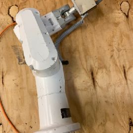 Staubli, TX40, robot con pinza Schunk & amp; Controlador CS8C, 2009, # 103765 (2 disponibles)