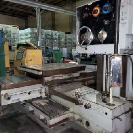 4"Kuraki#1101P, HBM, table type, 12-1200 RPM, 20 HP, #50, 49 x 78.9 table.,1979,#18905