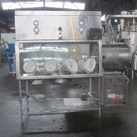 Walker, Nutsche Filter,316L/Hastelloy C22,.26 Sq Meter,77" L x 42 H x 35 D,dual sided,(4) glove ports per side,#3109-12