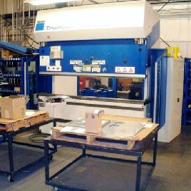 95 toneladas, TrumpfTrumabend # V85S, Delem 6-Axis BG, 8.9 'OA, 16-1 / 2 "garganta, 2005