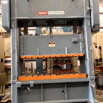 200 Ton,Niagara#SC2, 14" str,38 SH,108 x 42 bed,20-40 SPM,cushions,reconditioned,’90,#sr5481