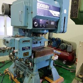 30 Ton, Yamada Dobby high speed,0.98" str,8.66 die ht,23.62 x 15.35 bed,150-1100 spm