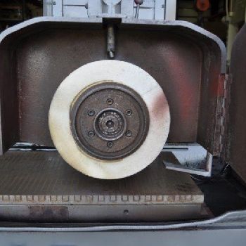 16" x 32Mitsui#48S, hydraulic surface grinder, 11 x 1-1/2 grinding wheel, DRO