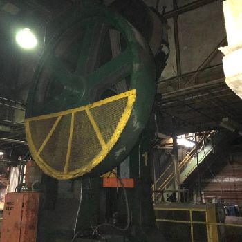 1000 Ton,Cleveland#10K, knuckle joint press,6" stroke,30 SH,A/C &amp; brake,1942,#10645