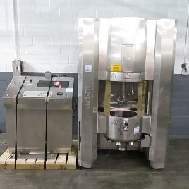 70 liter L.B. Bohle #VMA-70V-M-EX, high shear,jacketed bowl,vac.des,7.5 KW main dr,Bush vacuum pump,1995,#47973