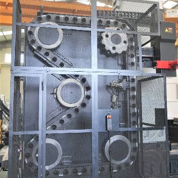 5.12" Doosan #DBC-130L, 157 X,98 Y,Fanuc 31i,40 ATC,63 x 70 B-Axis table,CTS,â€™12,#29372