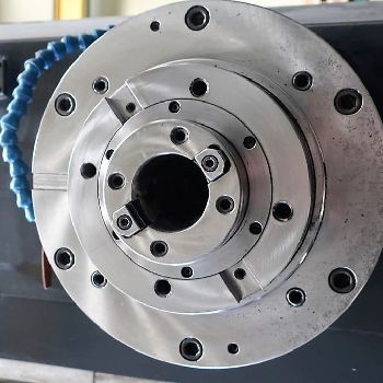 5.12" Doosan #DBC-130L, 157 X,98 Y,Fanuc 31i,40 ATC,63 x 70 B-Axis table,CTS,â€™12,#29372