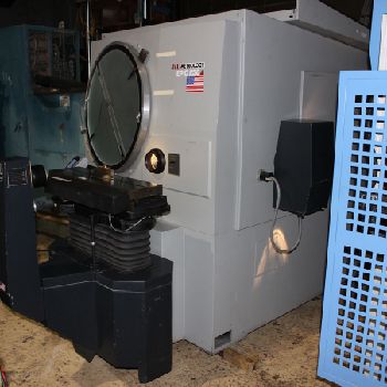 30"Jones &amp; LamsonMetrology #EPIC-230, 8.5 x 32 table,swivel adj 0-15°in/out,10,20,31.25,50x