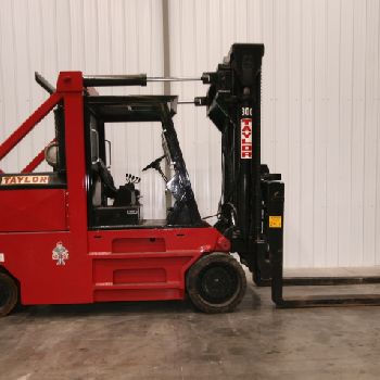 30000 lb. Taylor #TGHO-300M, forklift, #9211