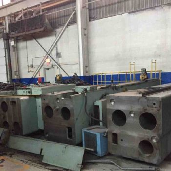 3000 Ton,Aida#FMX-L2-3000(2)-220-135, 3-Axis, 22.83" str, 47.3 die height, 2 adj.,â€™88