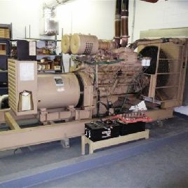 450 KWMarathonElectric Diesel Genset, 3 phase 240/480 V.,Cummins engine,transfer switch,520 hrs,diesel tank,tag #15370