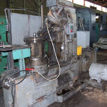 Gould &amp; Eberhardt#24H, 3.5" DP, 86-200 RPM hob, 5 HP, universal hob head, single thread index worm, gears, #26373