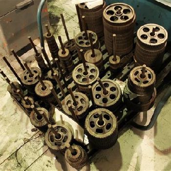 Barber-Colman#40-15, 40" swing,21 vert,crowning,4-cut,coolant,tailstock,hob Shift,diff (2 available)