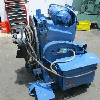 2500 lb.ReedWebb #P25R, motorized welding positioner,power tilt,30" round table w/chuck, pendant control.230/460 V.
