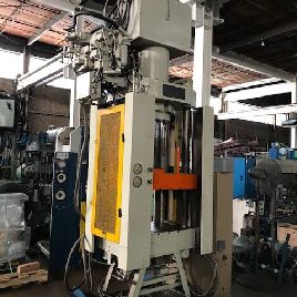 150 toneladas, Larose # CP-DA, prensa hidráulica, 4 postes, tipo carrera descendente, 18 "str, 28 DL, cama 26x24, # 28311