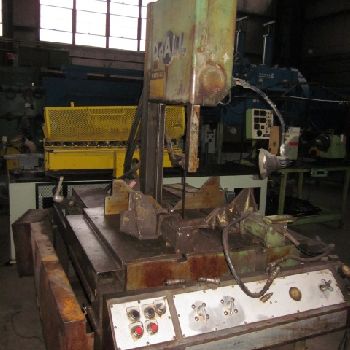 14" x 21DoAll#TF-1421H, 13-1/3 capacity,38 table. ht,1 x 171 blade,350 rpm, hydraulic vise,1987