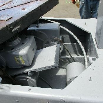 2500 lb.Unique#UPC25, welding positioner, vari-speed, 135Â° table tilts, 6" vert adj., forward/reversing, 1/2 HP