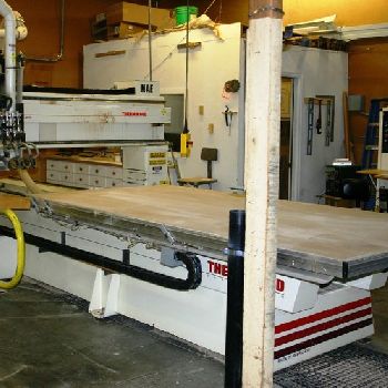 Thermwood#C40, 4-Axis router,5â€™ x10â€™ table,126" X,73 Y,8.8 Z,91000 Super control,2000
