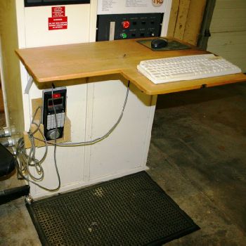 Thermwood#C40, 4-Axis router,5â€™ x10â€™ table,126" X,73 Y,8.8 Z,91000 Super control,2000