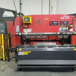 88 toneladas, Amada # RG80, 8 'OA, 86 "BH, 3.9 str, 15.7 thrt, 10.67 SH, 14.57 altura abierta, NC-9EXII, 7.5 HP, 2001