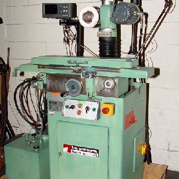 Vollmer#U20RI, tool &amp; cutter grinder, hydraulic table, Acu-rite 2X DRO, made in spain, 2003, #149214