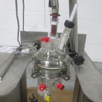 500/250 MLHELUK Auto.Borosllicate glass jacketed 4" diameter x 5 straight side,dish top/bottom,hemi-bottom,agit.dr,2004,#50036