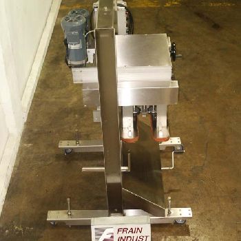 Kiss#VACT06DG, 3-station semi-automatic capper (torquer) 3 sets of spindle style tightener wheels, 60-150 cpm