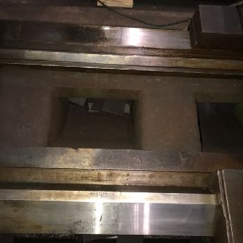 54" x 336Giana, powered compound,cuts tapers &amp; tapered threads,used very little,1980s