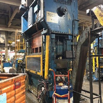 200 Ton,MinsterHevistamper #SC2-200-72-42, 6" str,27 SH,6 adj., 72 x 42 bed, A/C