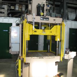 40 toneladas, Hess, 34x39 ", 28 DL, 10 tiempos, bomba de paletas Vickers, AB SLC 500,30 altura de trabajo, # 2641