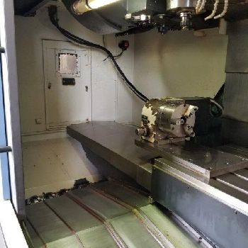 Doosan #DNM650, 50" X,26 Y,24 Z,12k RPM,20 SMTC,CT40,51x26,Fanuc i,R/T,4th table,’10