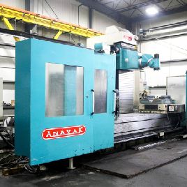 Anayak # HVM-5000-P, VMC de 5 lados, 40 ATC, 169 "X, 59 Y, 59 Z, 3000 RPM, CAT 50, control Heidenhain iTNC 530, cabezal univ, 2005