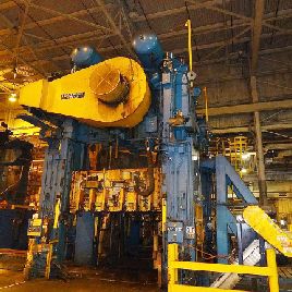 800 Tonnen, Verson # LE4-800-120-60T, 30 "str, 79 SH, 2 -6 adj, 120 x 60 Bett, A / C & amp; Bremse, 88