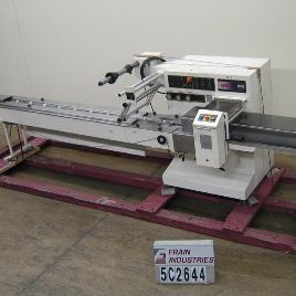 Ilapak#LYNX, automatic horizontal wrapper, with 96" lugged infeed, bottom fin seal, 32 discharge