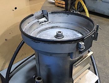 6 Ton,Haeger#HP6-C, insertion press,18" throat,8-1/2 stroke,bowl feeder,. tooling,’92,#10494