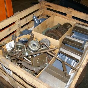 27" /45 x 138Binns &amp; Berry, 24 chuck,4-jaw,16.75 gap,40 face plate, taper, S/R, #11079