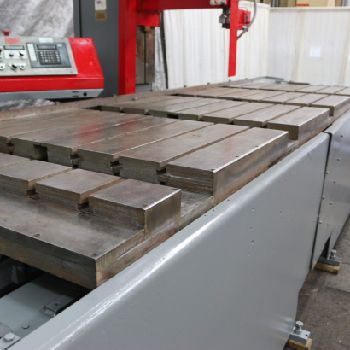 Hem#PM25/144, vertical traveling plate saw,53" x 150 table,25 throat,15 HP,1996,#69807