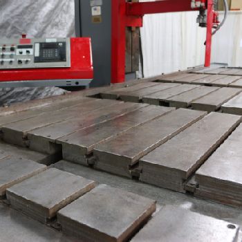 Hem#PM25/144, vertical traveling plate saw,53" x 150 table,25 throat,15 HP,1996,#69807