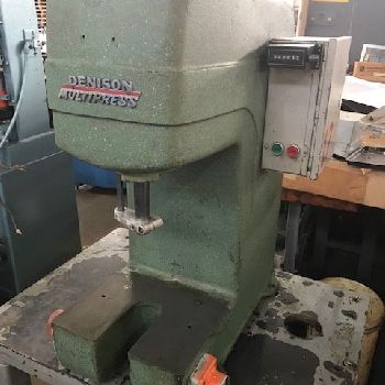 2 Ton,Denison#A, hydraulic C-frame press,table model,3" stroke,10 DL,4.875 throat,11 LR x 8 FB with 2.5 U-slot,#28274