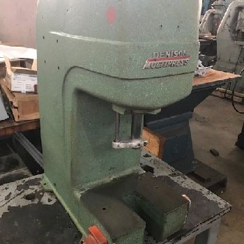 2 Ton,Denison#A, hydraulic C-frame press,table model,3" stroke,10 DL,4.875 throat,11 LR x 8 FB with 2.5 U-slot,#28274