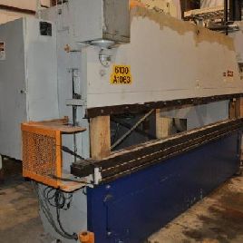 90 Ton,Pacific#FF90-12IIS, hydraulic press brake,12â€™ OA,10â€™6" BH,8 stroke,no BG,1993