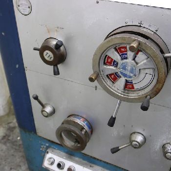 24" x 80Lansing, 20 chuck,4-jaw,4.25 hole, 15 HP, forward &amp; reverse, taper attach., #10904