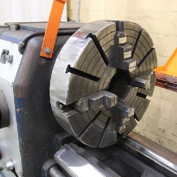 24" x 80Lansing, 20 chuck,4-jaw,4.25 hole, 15 HP, forward &amp; reverse, taper attach., #10904