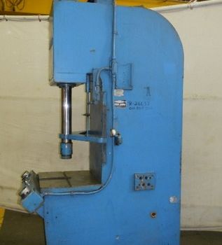 15 Ton,Hannifin#F-150, hyd press,16" str,22 open DL,10 throat,palm buttons,22 x 19 bed