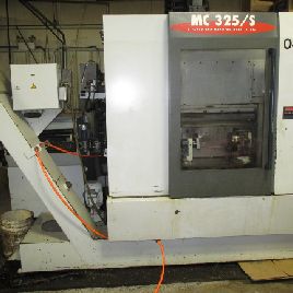 Chiron/Stama #325S, 36 ATC,20" X,12 Y,14 Z,9k RPM,2 rotary pllts,Mits 840 control,1999